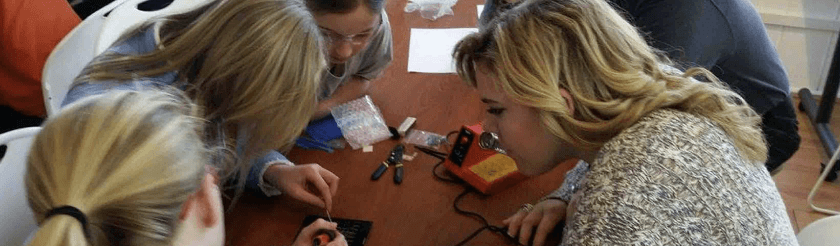 Girls Engineering Change Workshop with Bell and Howell